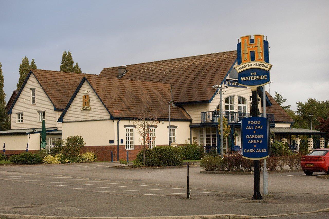 Premier Inn Warrington Centre Exterior photo